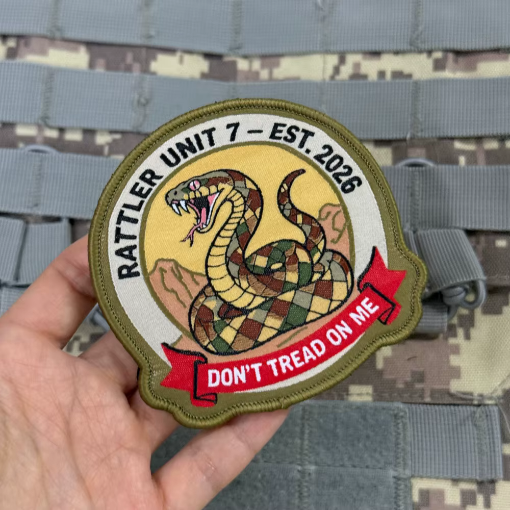 Parche táctico Gadsden serpiente con lema no pises sobre mí, velcro - imagen 3