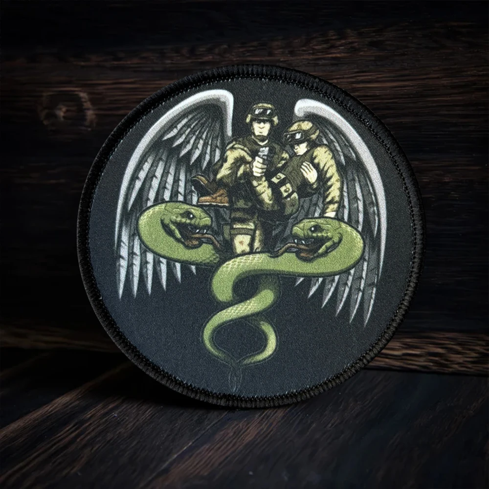 Parche táctico médico caduceo – Emblema con velcro para airsoft - imagen 5