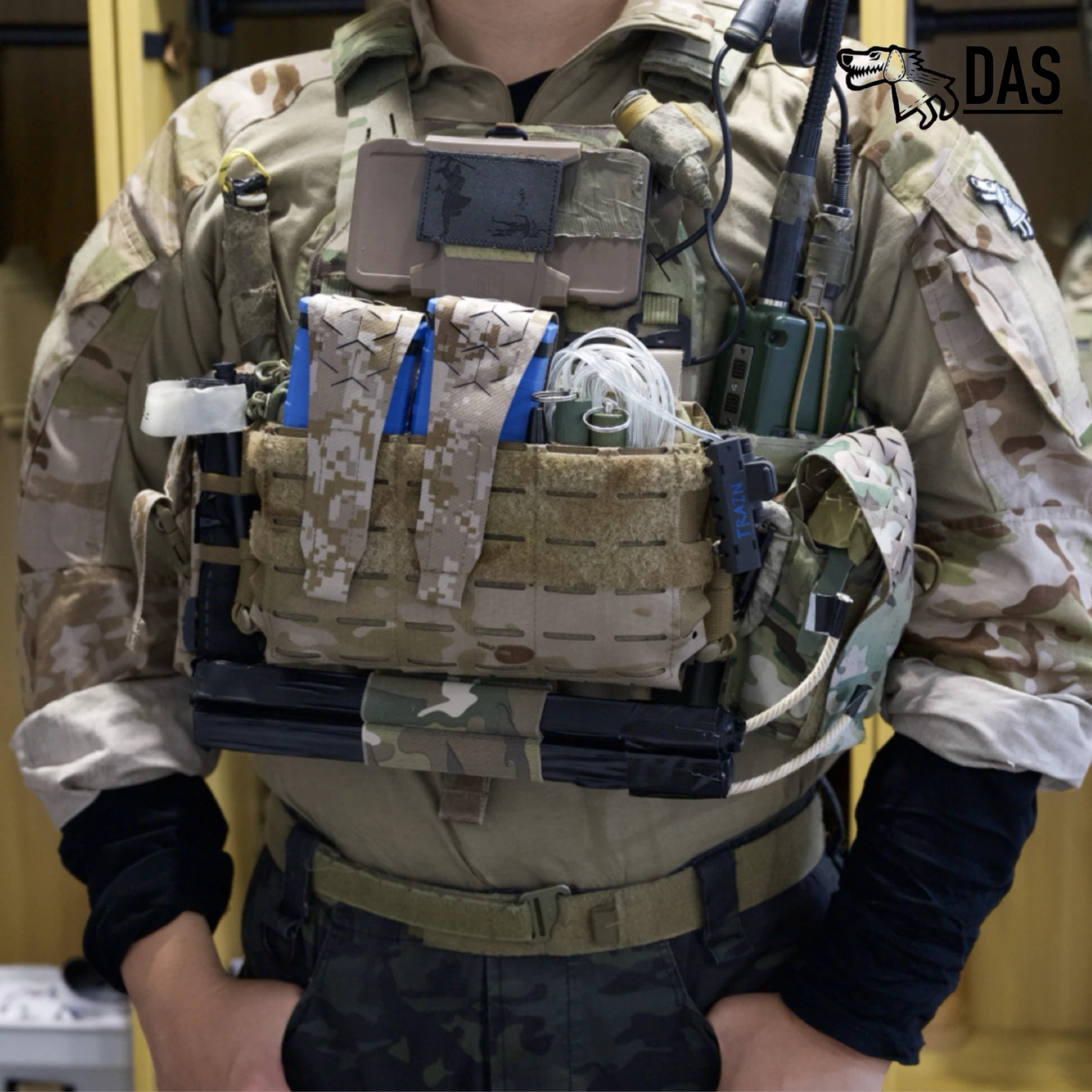 Panel frontal colgante de pecho táctico mejorado v3 con bolsa expandible para revistas cuádruples - imagen 4