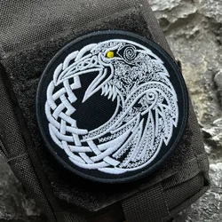 Parche militar vikingo con cuervo – Velcro MOLLE para mochilas