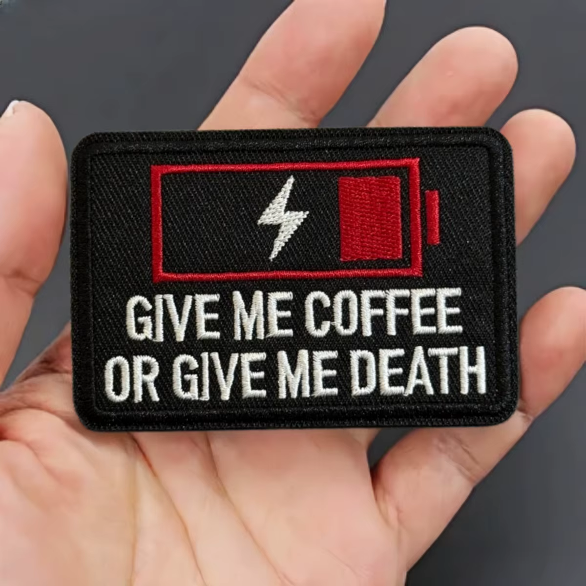 Parche táctico bordado frase Dame café o dame la muerte para mochila - imagen 2