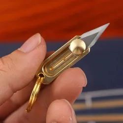 Mini cuchillo plegable EDC de latón con anilla llavero camping