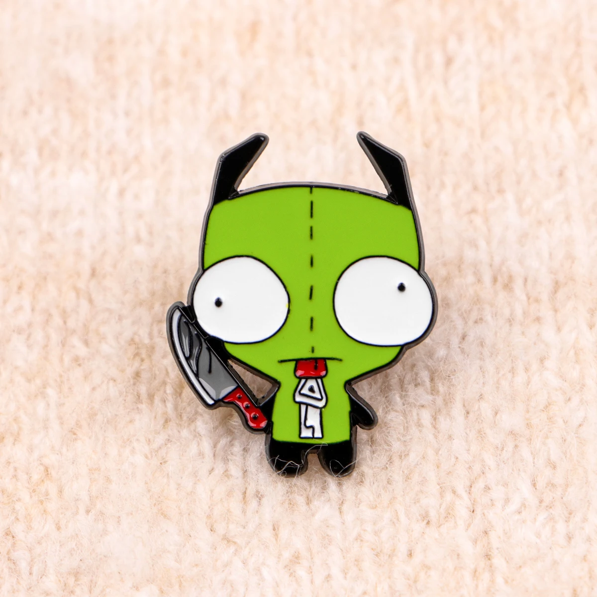 5 uds lindo alienígena con cuchillo esmalte Pin solapa Pin broche de dibujos animados conjunto decoración de ropa alfileres de Metal mochila sombrero insignia Accesorios - imagen 4