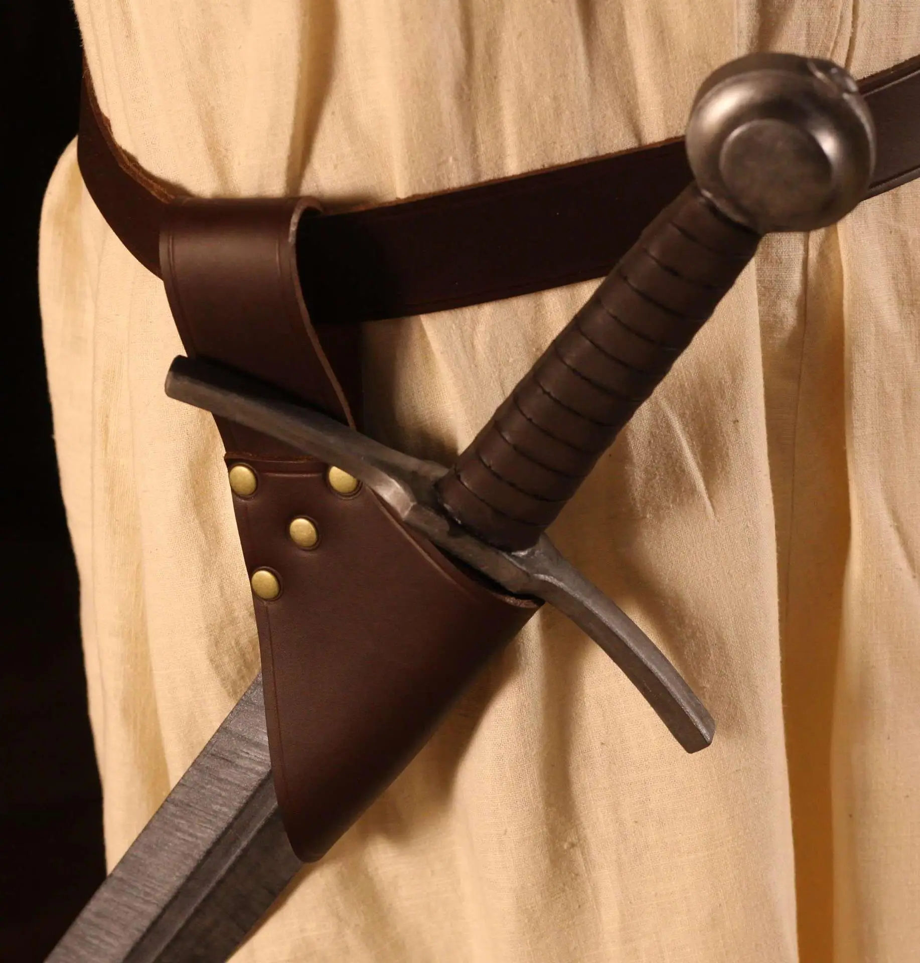 Funda de cuero Vintage vikingo Medieval renacentista, hacha de madeja, Rana - imagen 3