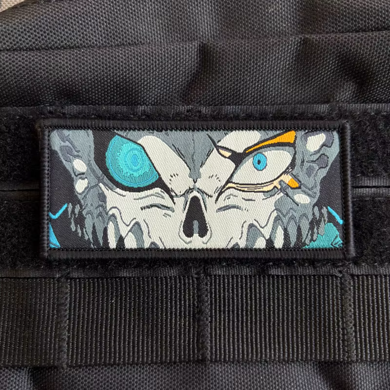 Parche de moral monstruo 8 ojos – Velcro para mochila táctica - imagen 3