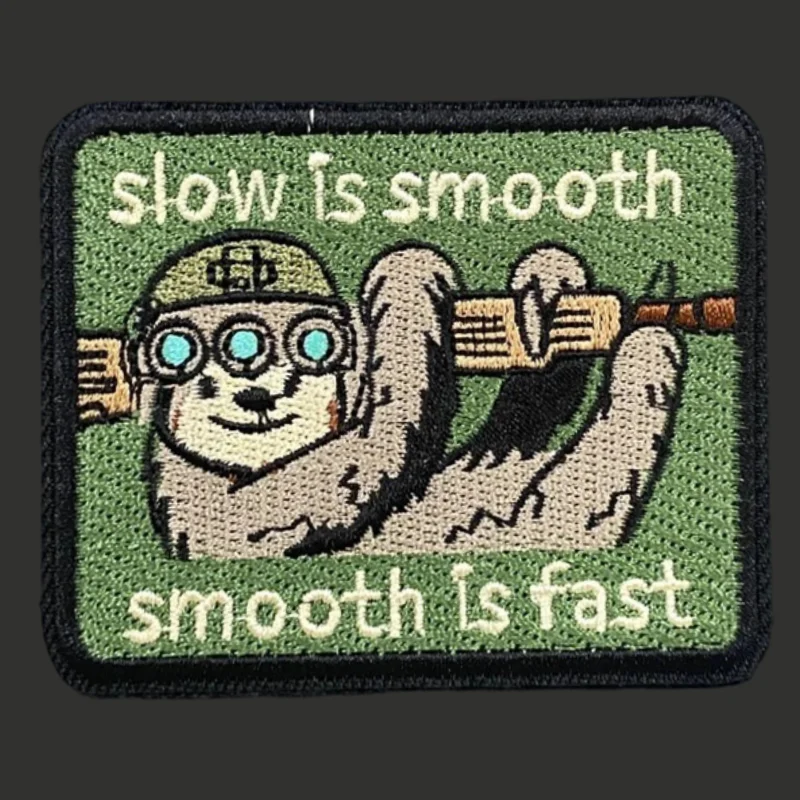 Parche táctico Slow is Smooth, Smooth is Fast – Insignia moral velcro - imagen 2