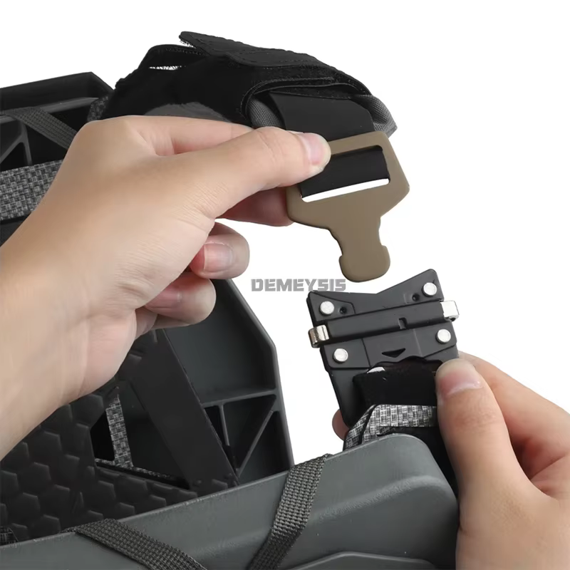 Portaplacas táctico MOLLE – Chaleco para Airsoft, Caza y Combate - imagen 4