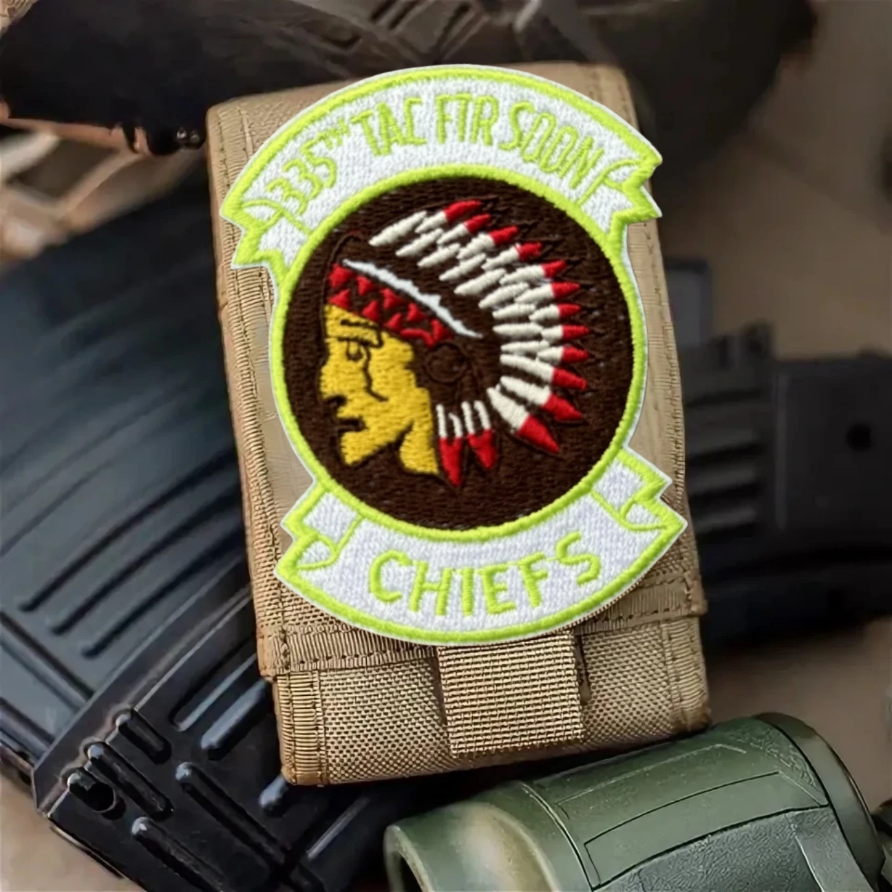 Insignia de moral táctica con retrato nativo americano, parches bordados con gancho y bucle, apliques personalizados, pegatinas para mochila militar