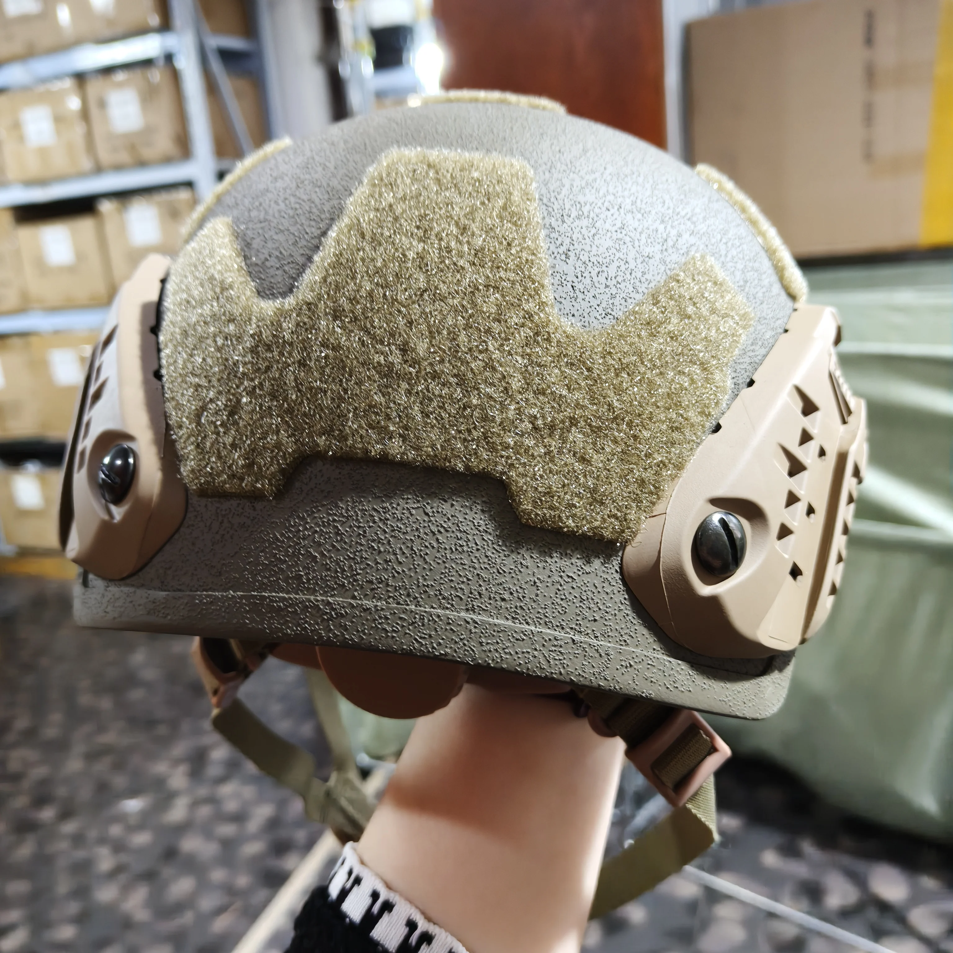Casco Táctico MICH2001 estilo USMC ECH corte alto versión de Acción - imagen 2