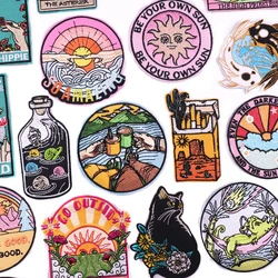 Nuevo parche bordado para acampar en montaña, chaquetas para coser DIY, parche de dibujos animados/animales, parches termoadhesivos para ropa