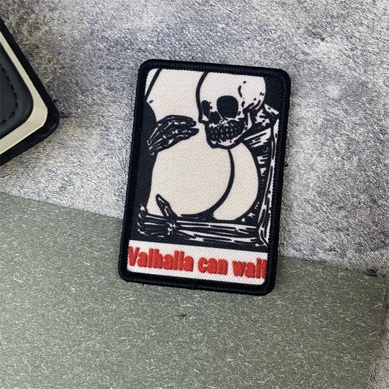 Valhalla puede esperar insignia de moral táctica parche calavera sosteniendo muslo brazalete militar gancho y bucle ropa mochila pegatinas - imagen 3