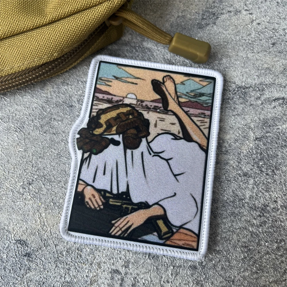 Parche de insignia de moral de chica Sexy en blanco, emblema de soldado de mujer hermosa, brazalete táctico militar, pegatinas de gancho y bucle impresas - imagen 3