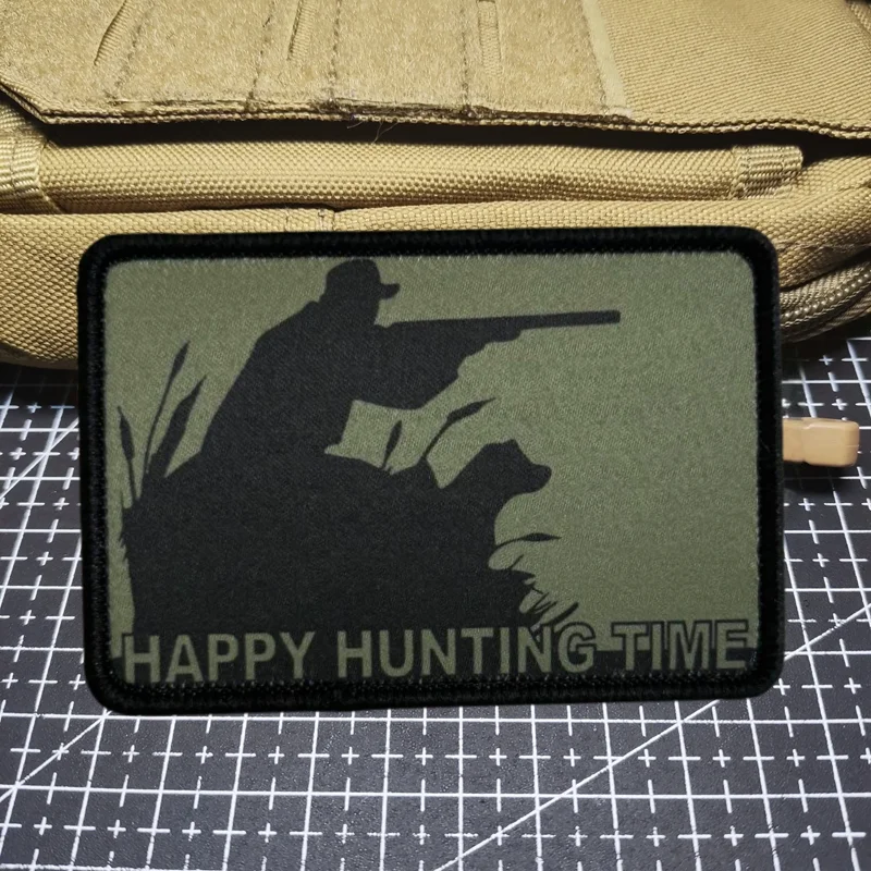 Parche con estampado de tiempo de caza feliz, chaleco táctico, insignia de moral con gancho y bucle, pegatinas decorativas para mochila, parches para brazalete para ropa - imagen 5