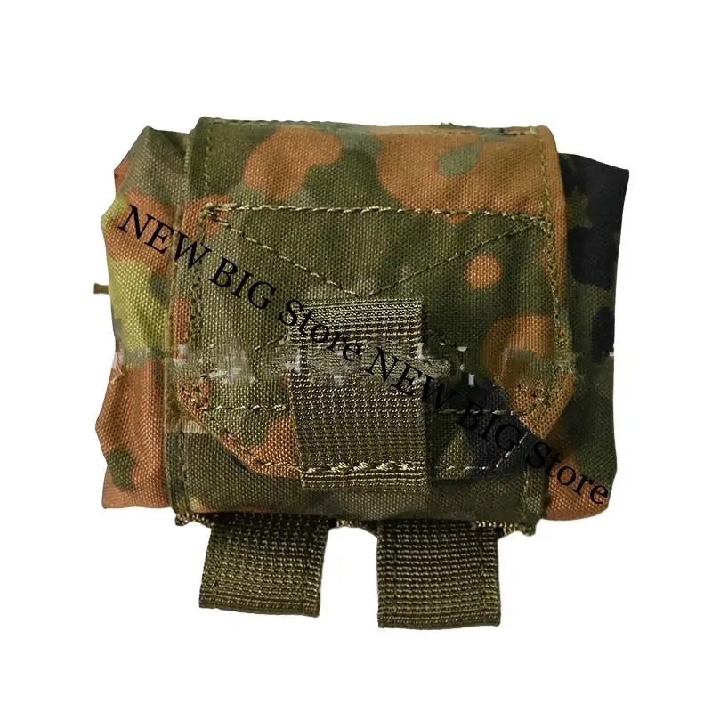 Bolsa táctica MOLLE plegable con camuflaje flecktarn