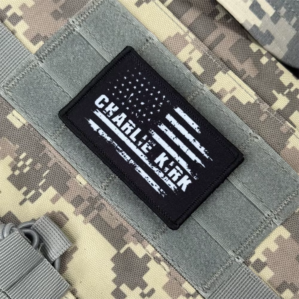 Parche táctico Charlie Kirk bandera EE. UU. gancho y bucle