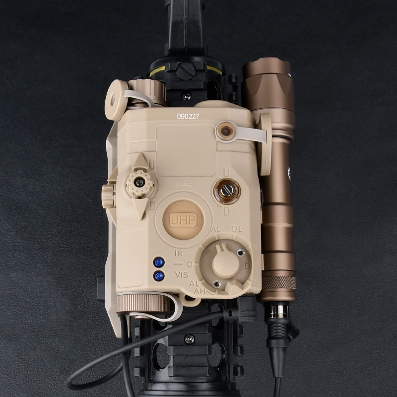 WADSN PEQ 15 Airsoft rojo verde azul potente láser Dot IR indicador Surefir M600 M600C linterna táctica interruptor de Control Dual - imagen 3