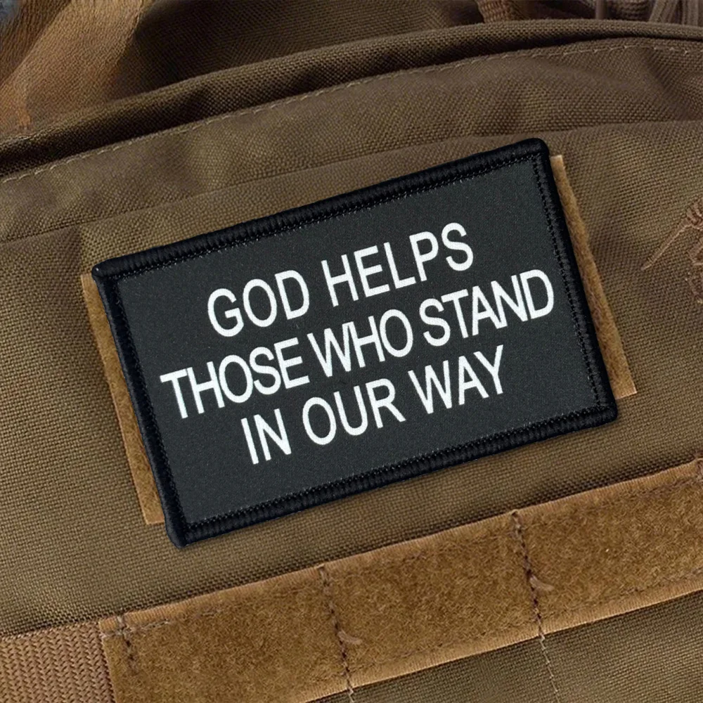 Dios ayuda a ese, mucho esta en nuestra manera, parche táctico de moral, parche de gancho y bucle, insignia militar Chevron, brazalete, pegatinas para mochila - imagen 4