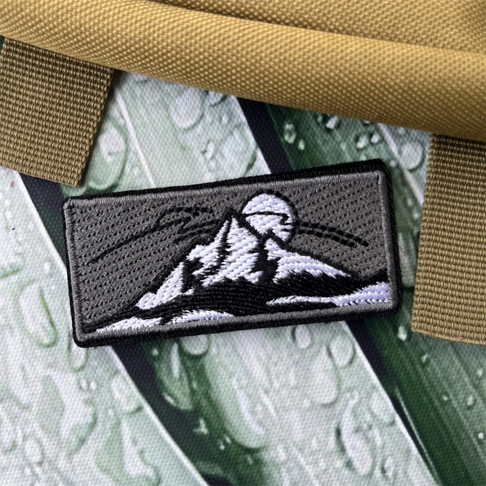 Voivode of Siberia Mountains Chevron moral parches tácticos, insignia militar, brazalete, mochila, gancho y bucle, pegatina bordada - imagen 4