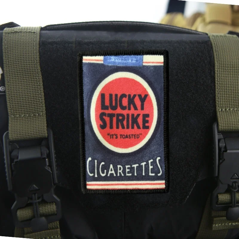 Parche Lucky Strike para ropa, insignia de moral, brazalete impreso, gancho, cigarrillos, parches militares tácticos, pegatina para mochila - imagen 4