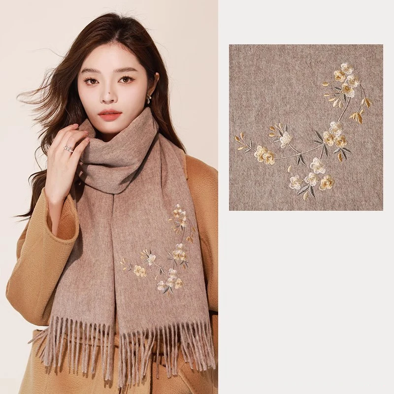 Flowers khaki