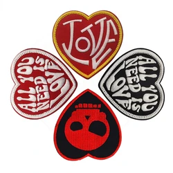 Parche morale corazón rojo – Insignia táctica bordada