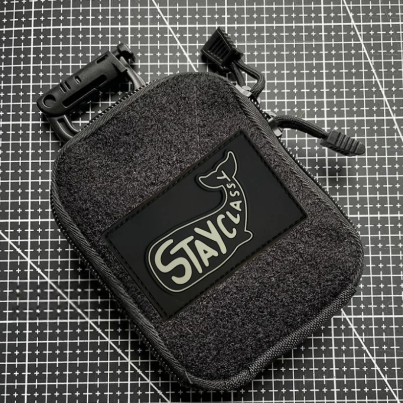 Parche Stay Classy táctico con velcro PVC para ropa y mochila - imagen 3