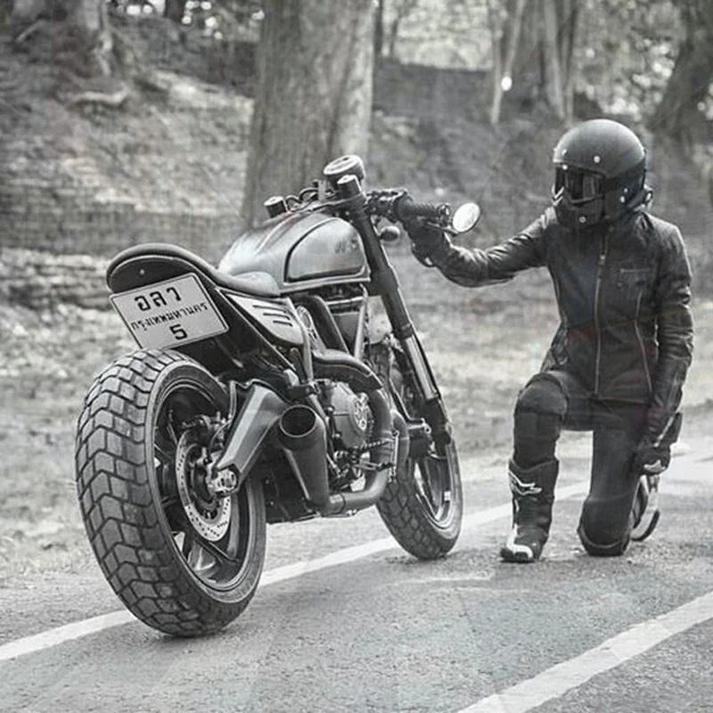 8757449126_687466347