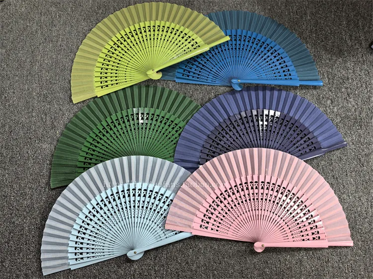 Abanico plegable artesanal estilo antiguo hada para reuniones