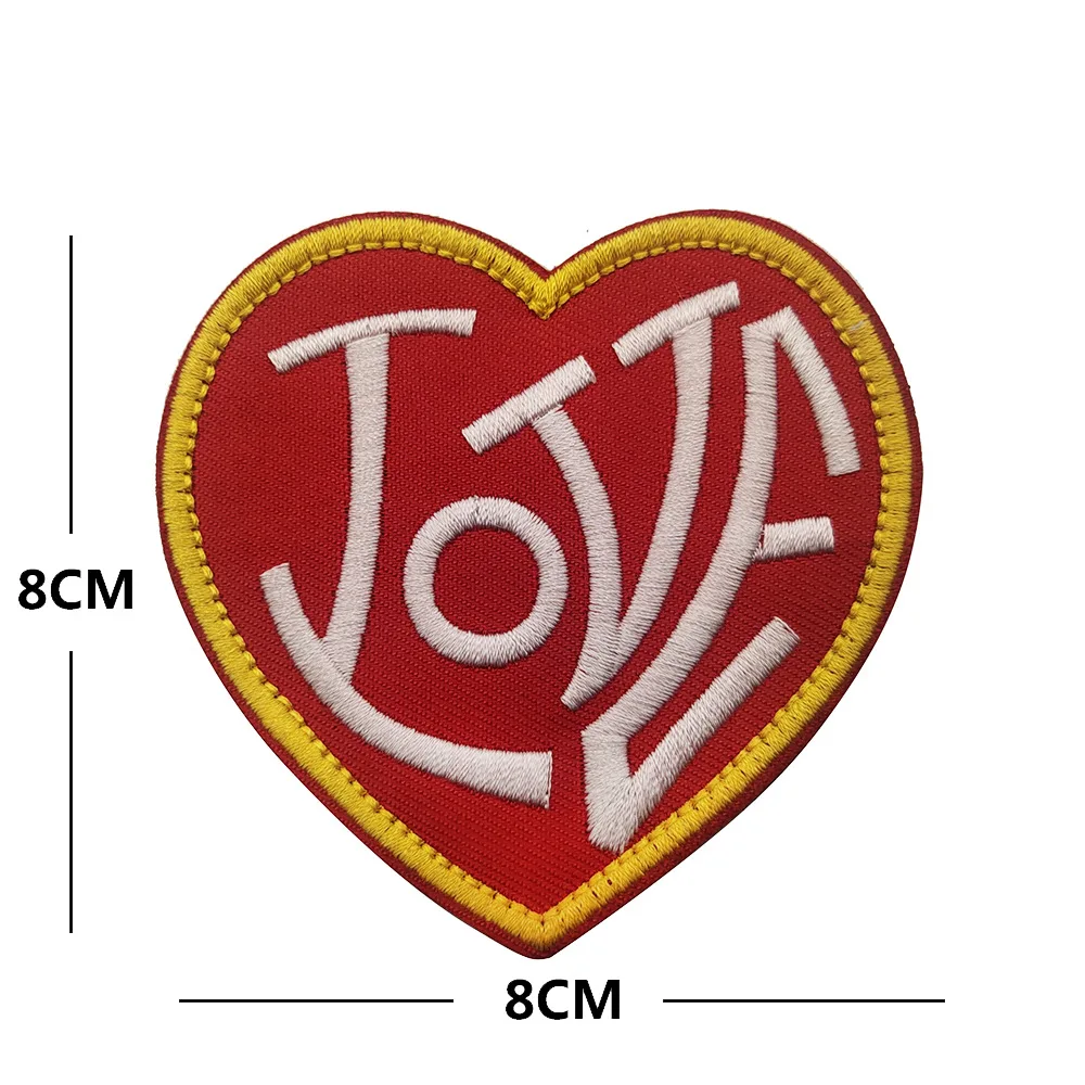 Todo lo que necesitas es Corazón de amor, parches bordados, pegatina, gancho y bucle, insignia, emblema, aplique para jeans, chaqueta, mochila - imagen 4