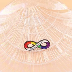 Pin esmalte arcoíris broche versátil para ropa, mochilas y sombreros