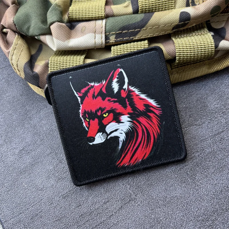 Parche táctico con estampado de zorro rojo, insignias de moral militar con gancho, parches, pegatinas para mochila y ropa - imagen 4