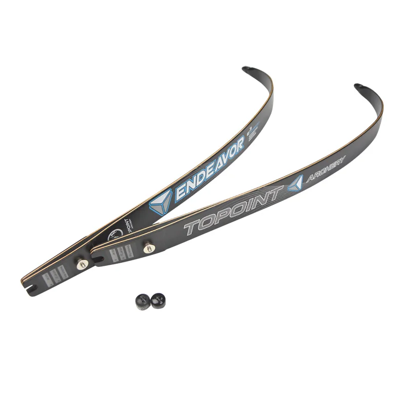 Un par de esquís con la palabra esfuerzo en ellos