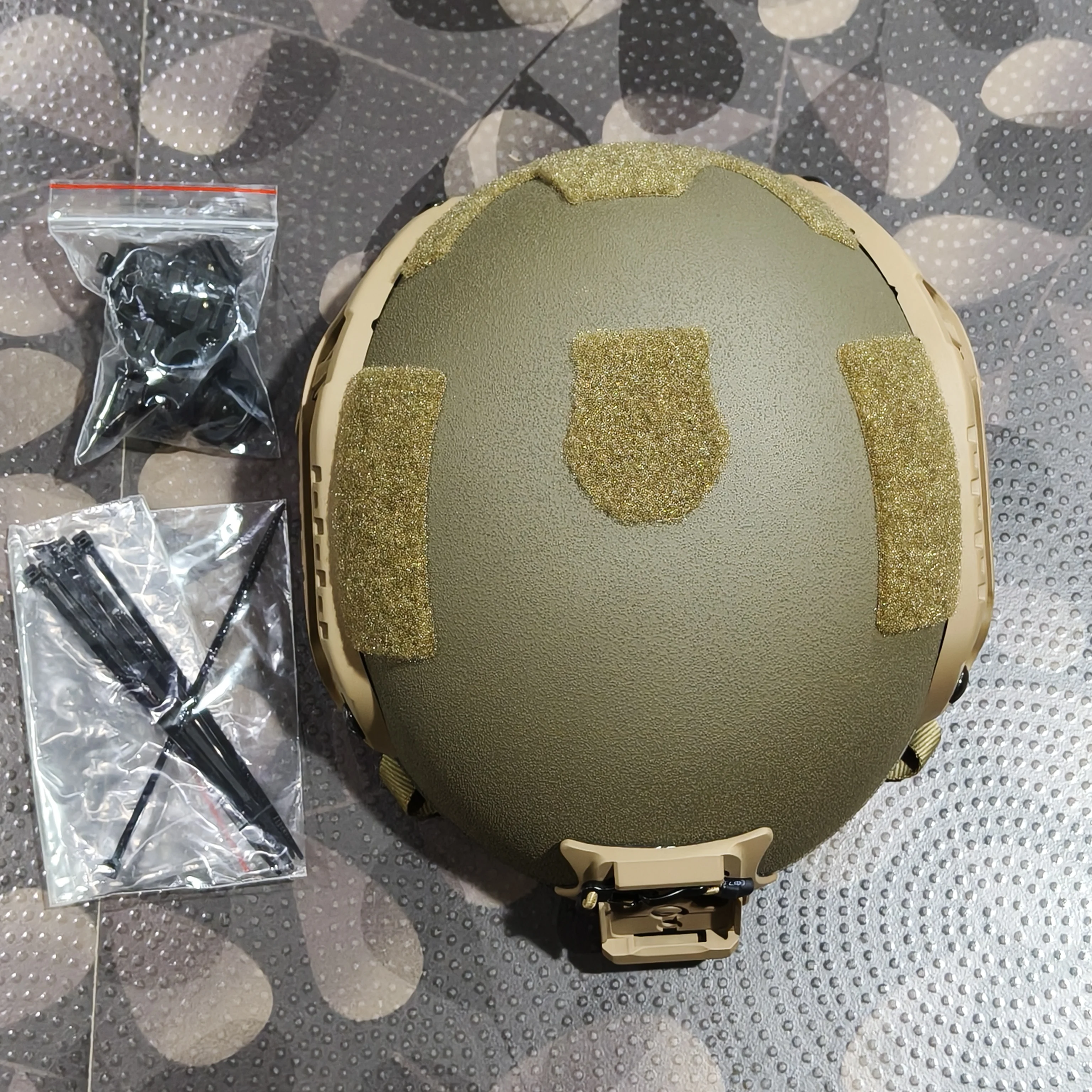Casco Táctico MICH2001 estilo USMC ECH corte alto versión de Acción - imagen 3