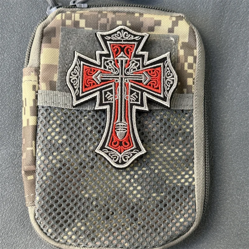 Parche "Templar Cross", insignia de moral táctica, gancho bordado y bucle, mochila, ropa, accesorios decorativos, pegatina, brazalete