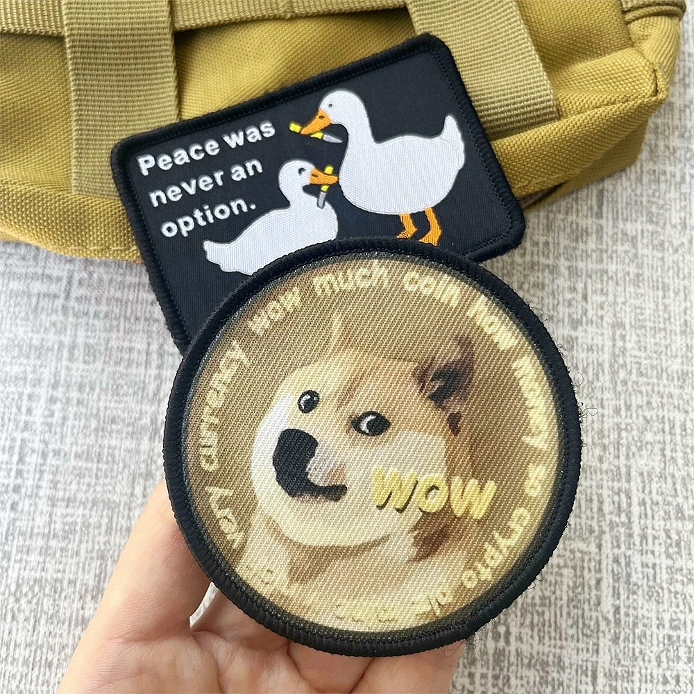 La Paz nunca fue una opción, parches de insignia de moral de pato, mochila táctica impresa, pegatina de gancho y bucle, perro Dogecoin WOW - imagen 3