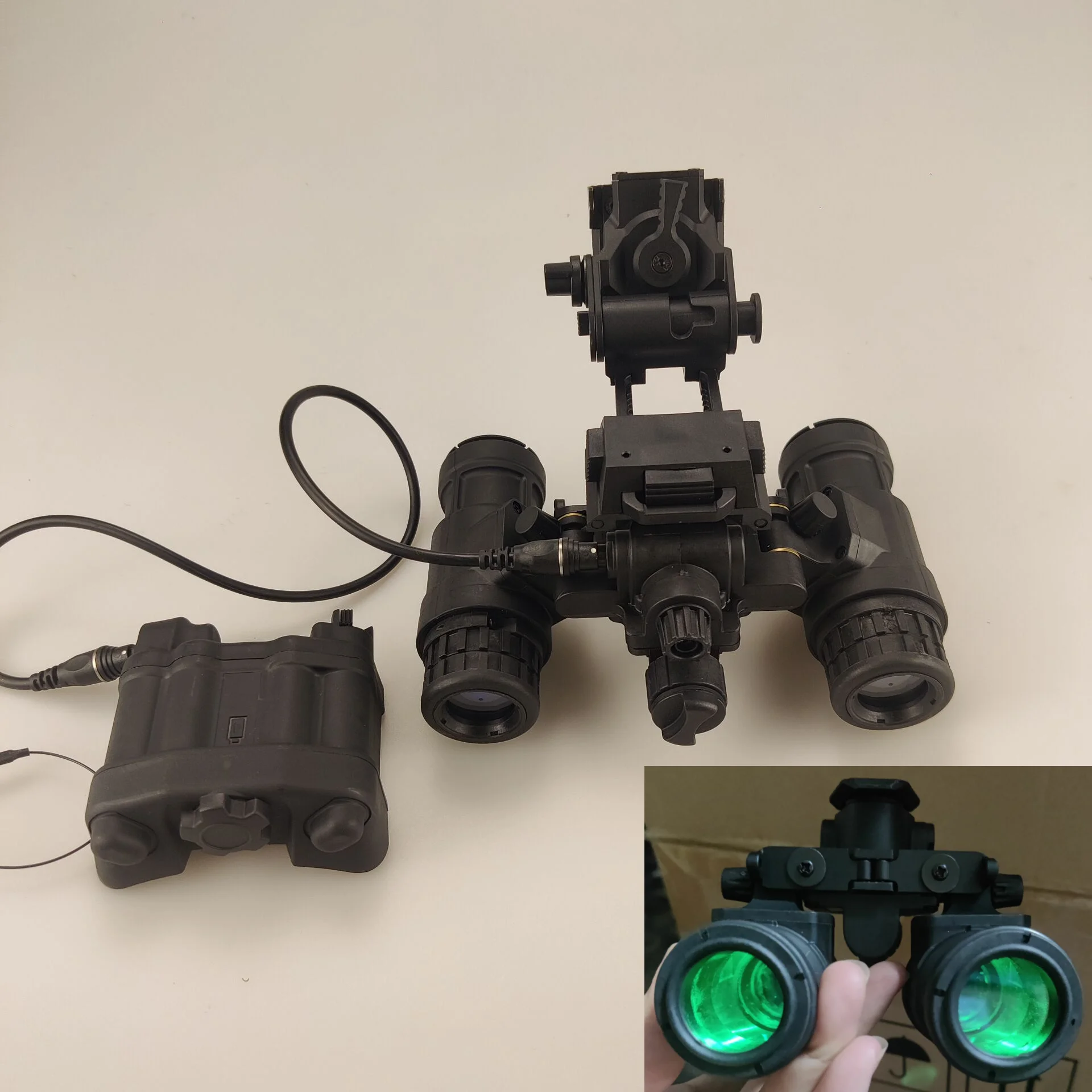 FMA táctico Airsoft Binocular visión nocturna no funcional/versión luminosa modelo AN/PVS31 modelo simulado con caja de batería TB1284