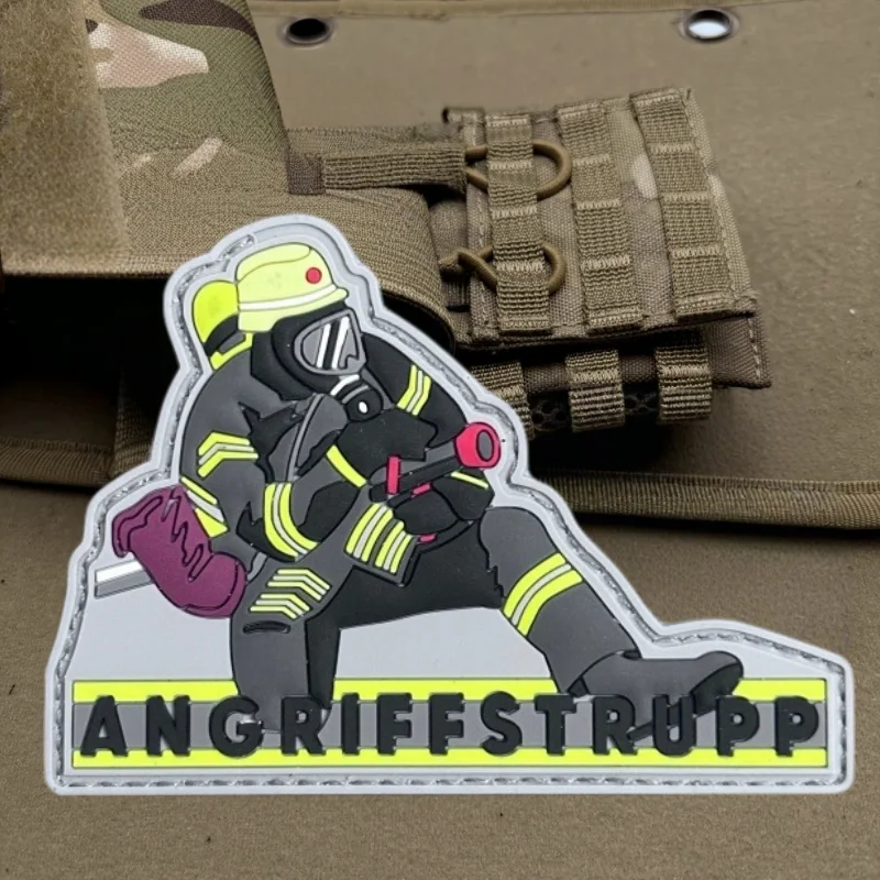 Parche de PVC 3D de lucha contra bomberos, chaleco táctico, insignia de moral con gancho y bucle, pegatina decorativa para mochila, parches para brazalete para ropa - imagen 4