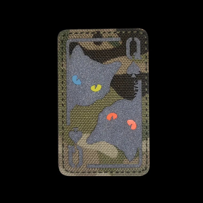 Gatito póker espadas Q parche luminoso Nylon lindo gato negro insignia táctica reflectante para accesorios de bolsa de ropa - imagen 5