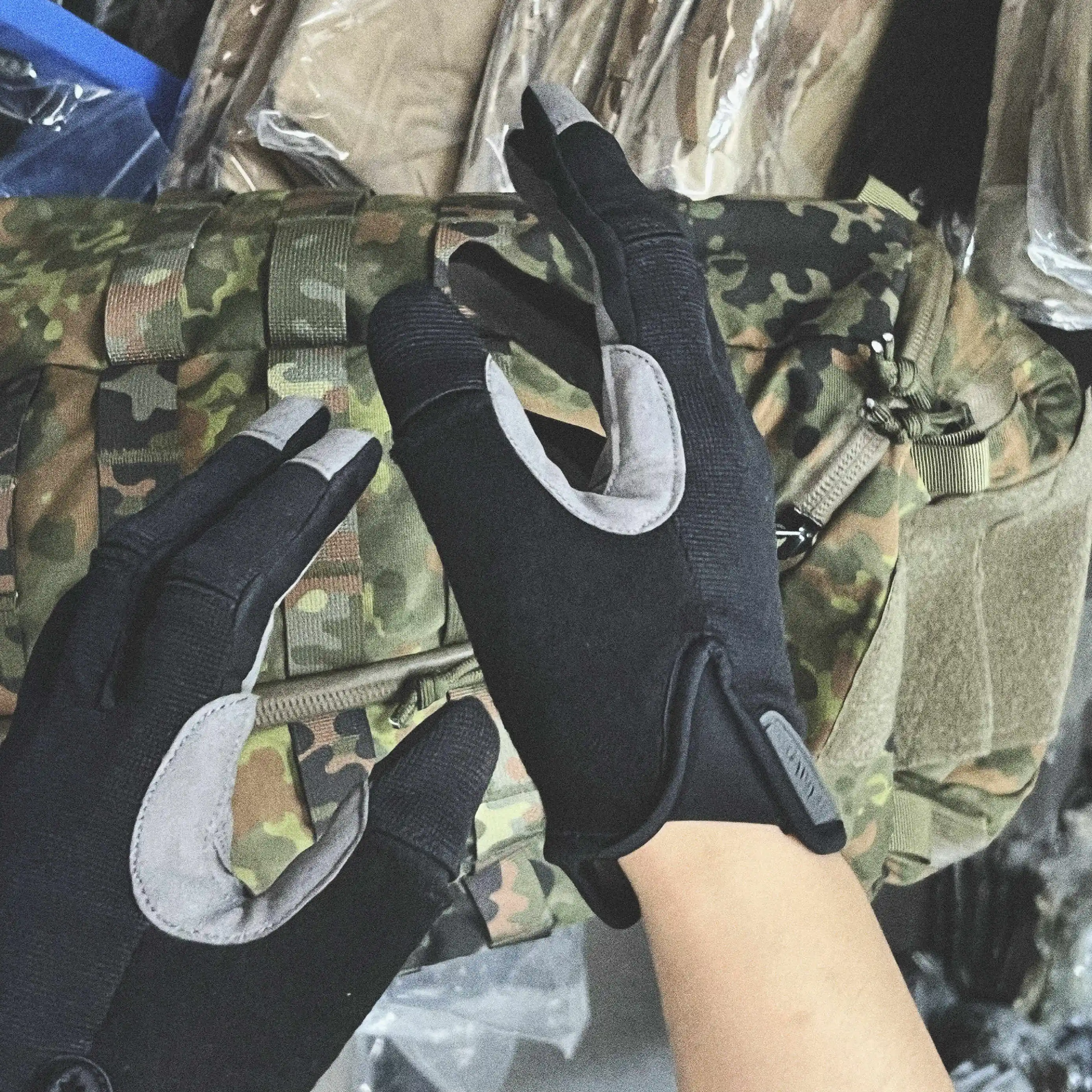 Guantes tácticos antideslizantes con pantalla táctil para caza y tiro al aire libre