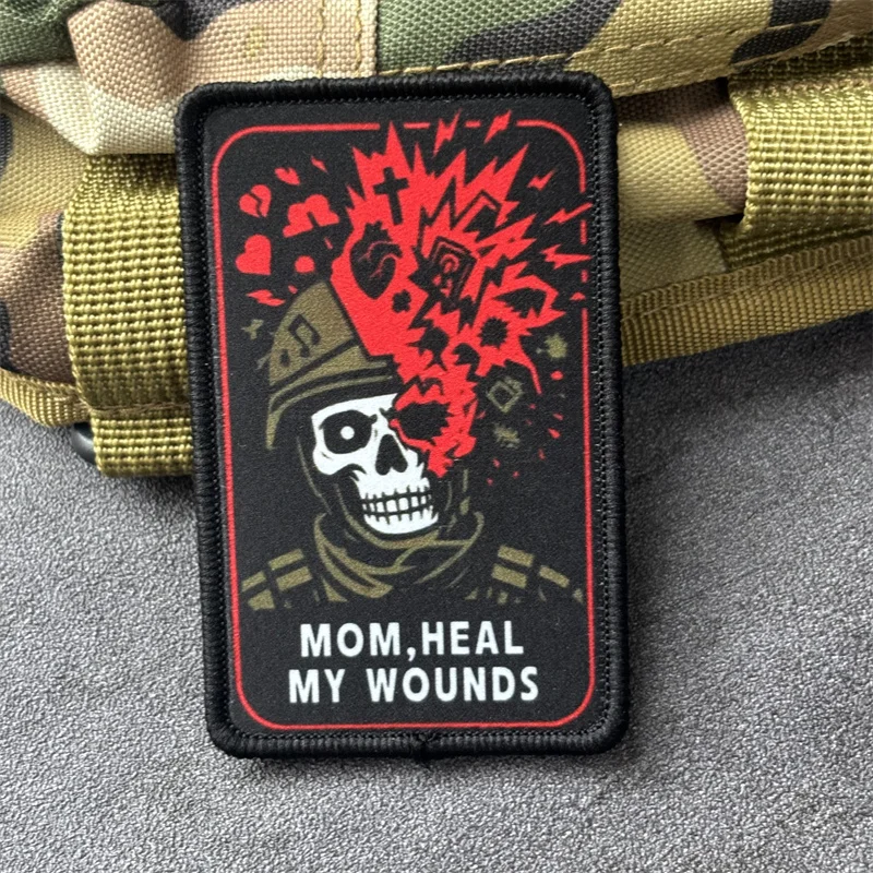 Parche táctico "MOM, HEAL MY WOUNDS", brazalete con estampado, insignia de moral, gancho, parches militares, ropa, mochila, pegatina - imagen 4