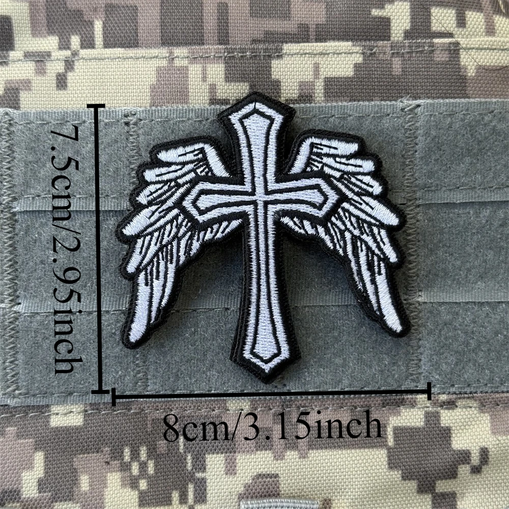 Parche táctico de moral con cruz con alas, insignia cristiana angélica, parches bordados de gancho y bucle para ropa, pegatina para mochila - imagen 2
