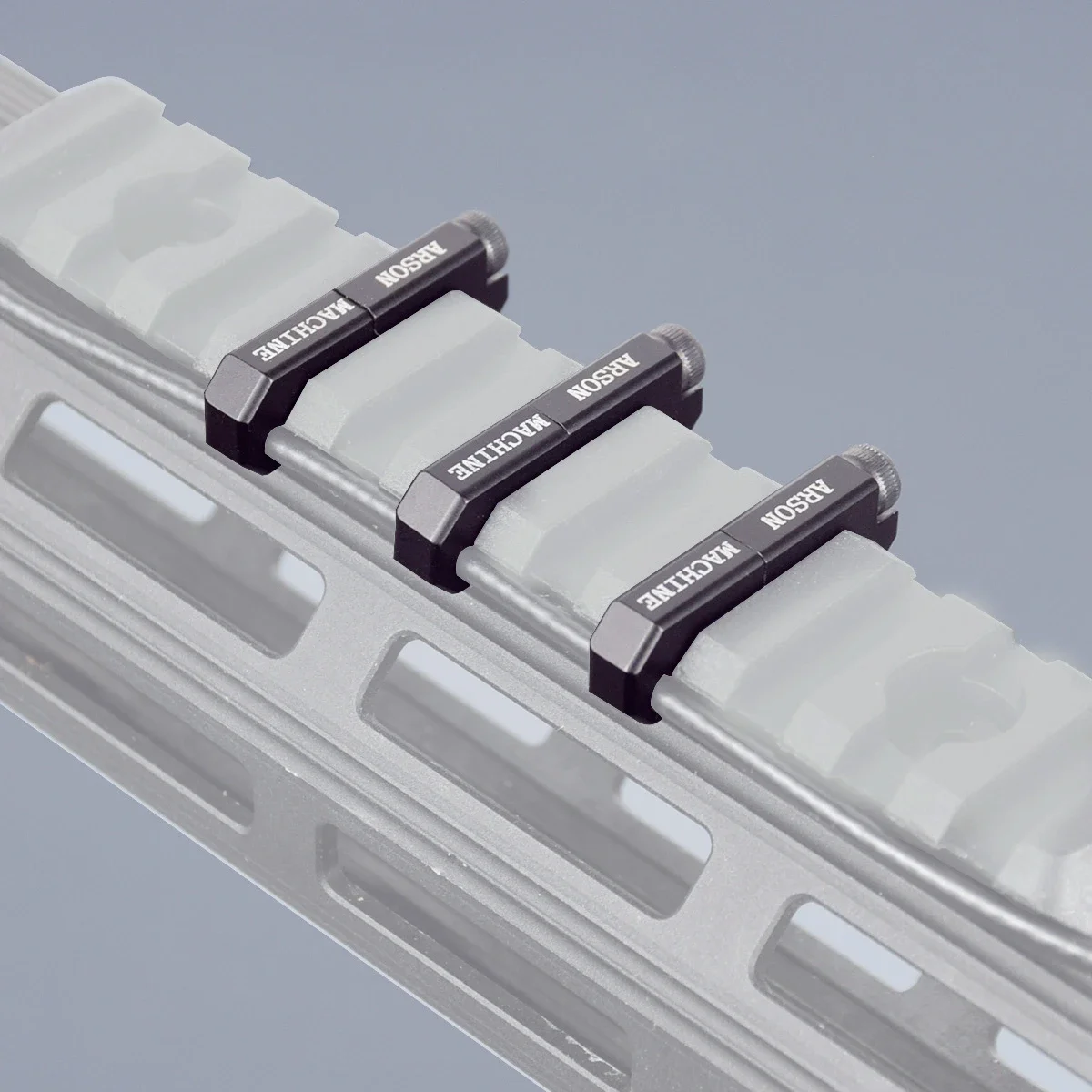Guías de cables M-LOK aluminio para iluminación táctica - imagen 3