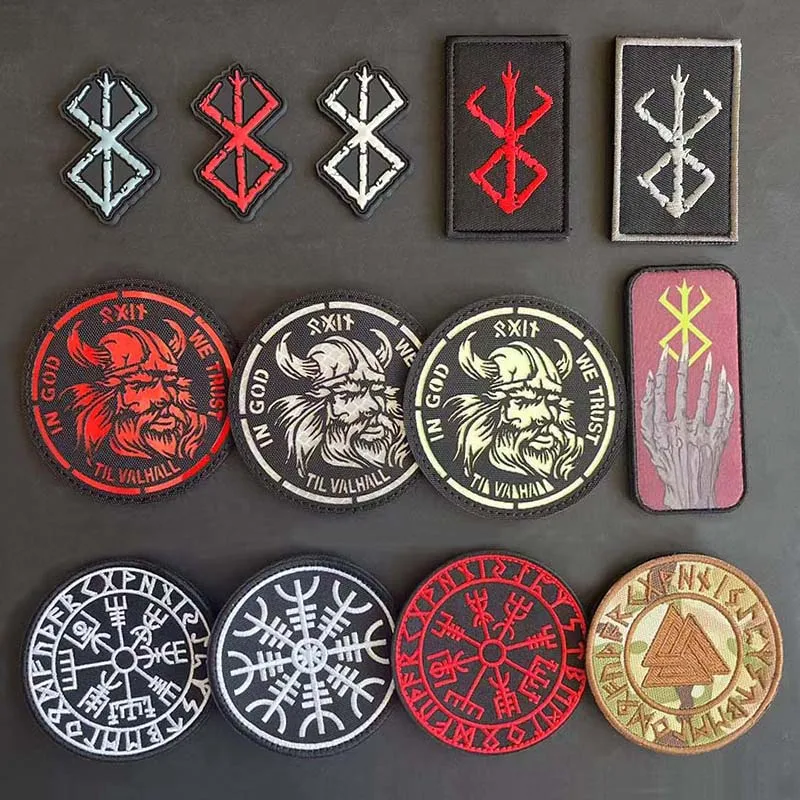 Parche táctico Viking Berserker bordado PVC con runas y brújula