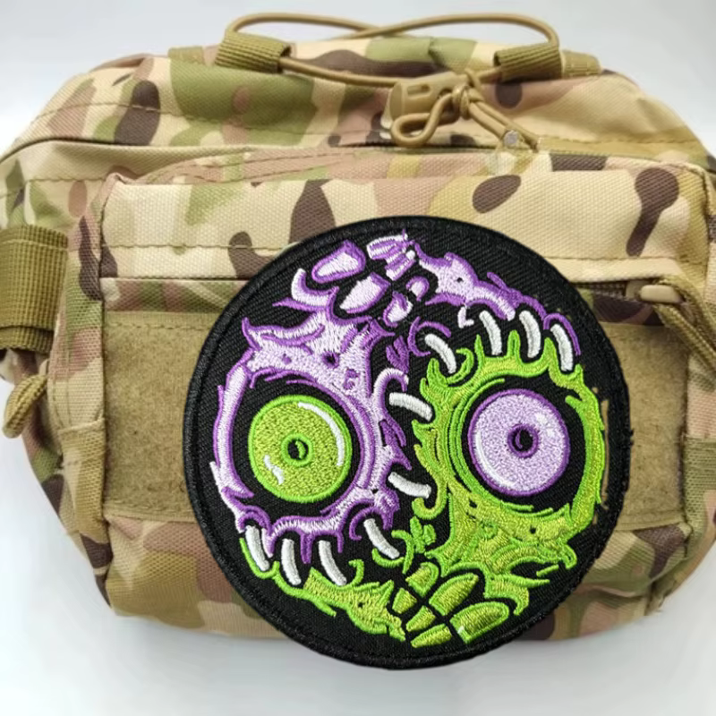 Parche táctico bordado ojo zombi – Gancho y bucle militar - imagen 4