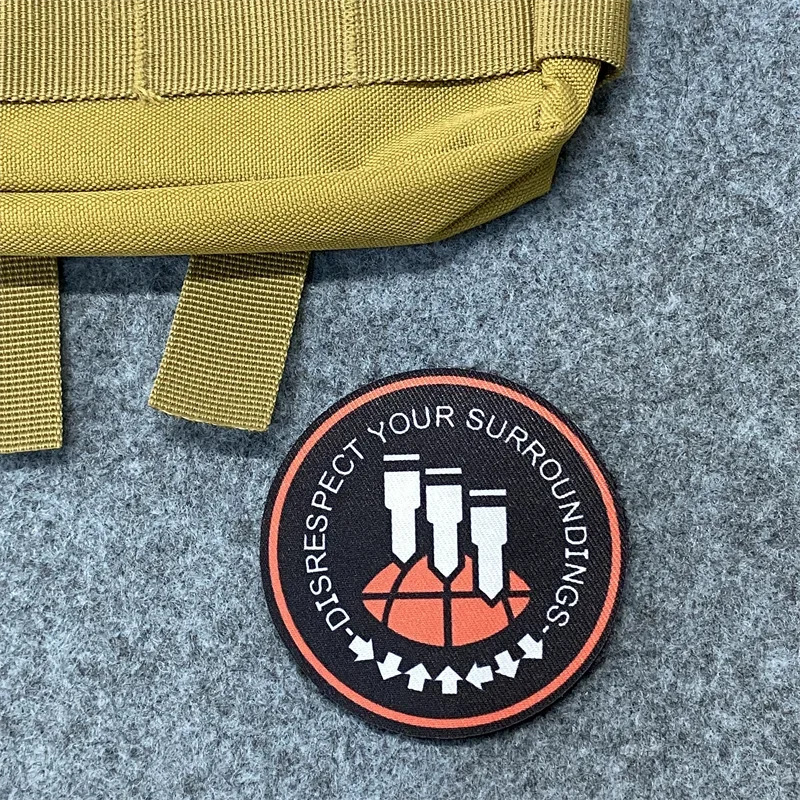 Parche con estampado de patrón creativo, insignia de moral táctica roja y negra, gancho y bucle, pegatinas de mochila para ropa, accesorios decorativos - imagen 4