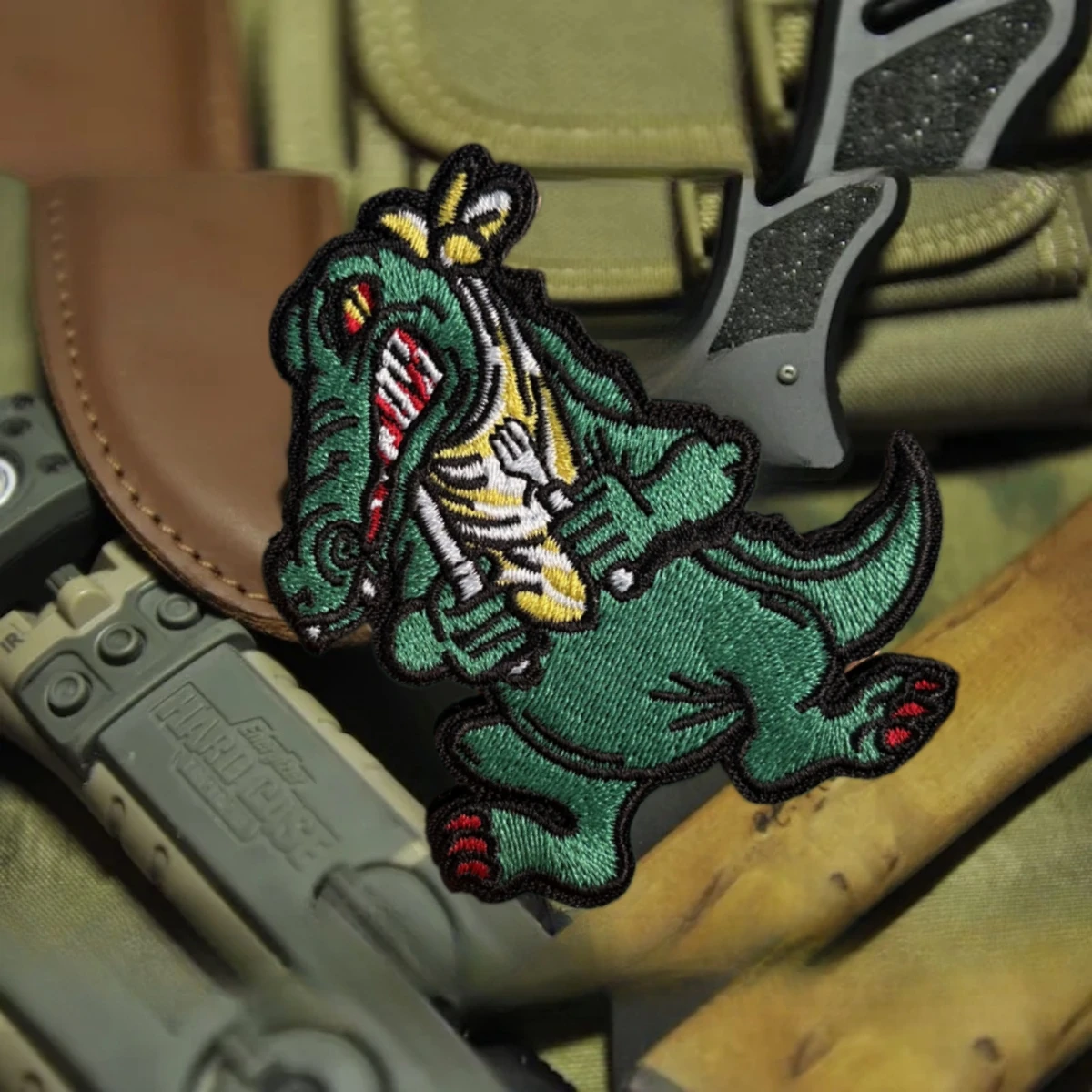 Parche de cocodrilo hambriento, insignia de moral táctica, apliques militares, pegatina para mochila, parches de gancho y bucle bordados para ropa