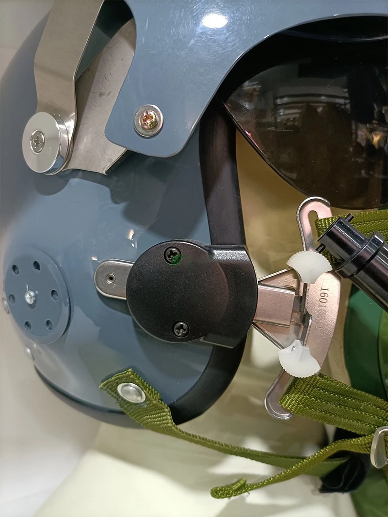 Accesorio de Base de hebilla fija para máscara de oxígeno, casco de vuelo de motocicleta de piloto de aviación, hebilla de bloqueo de máscara con ranura tipo Pin - imagen 3