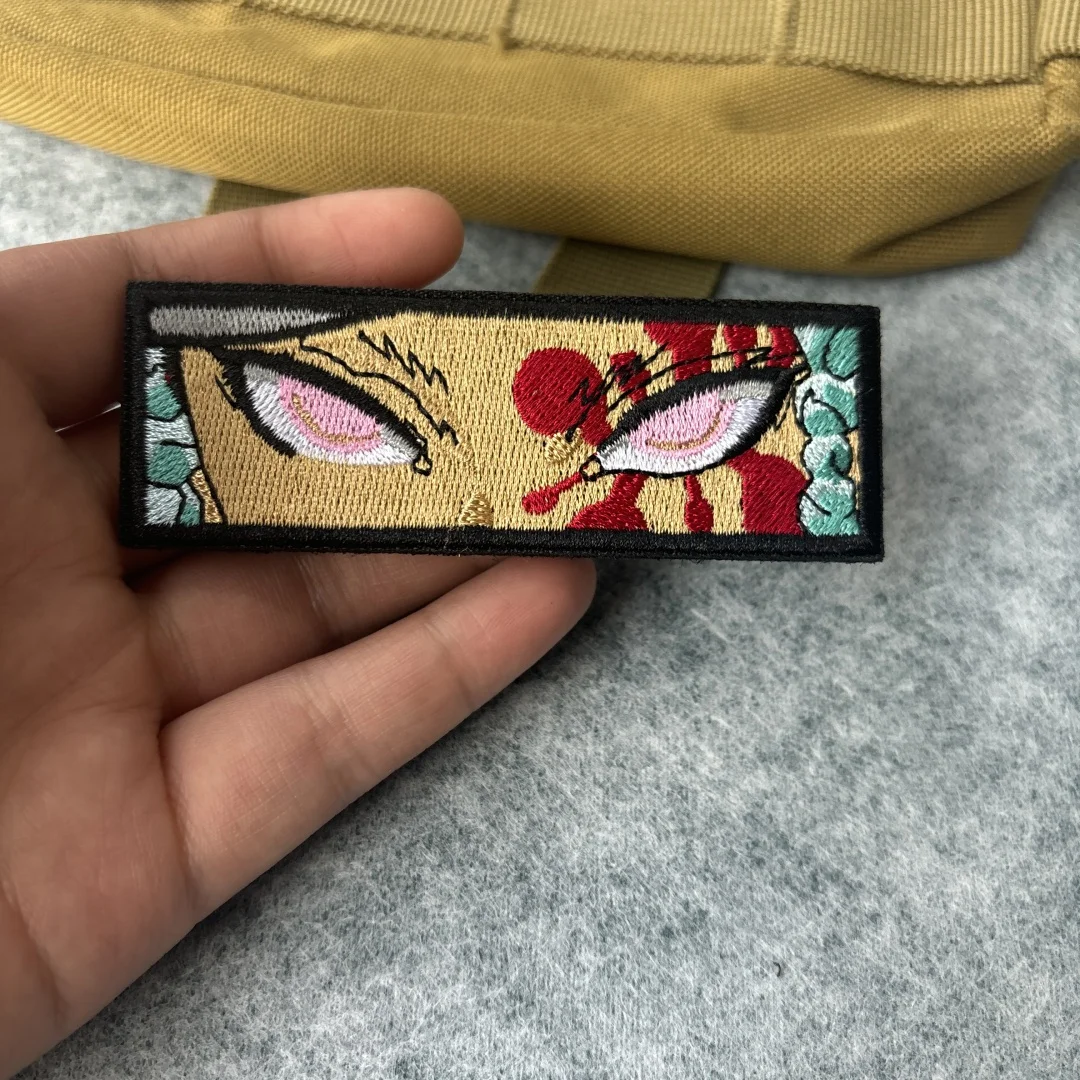 Parches tácticos bordados con ojos de Anime, parche de gancho y bucle, brazalete del ejército, insignia de moral militar, mochila, pegatinas para ropa - imagen 3