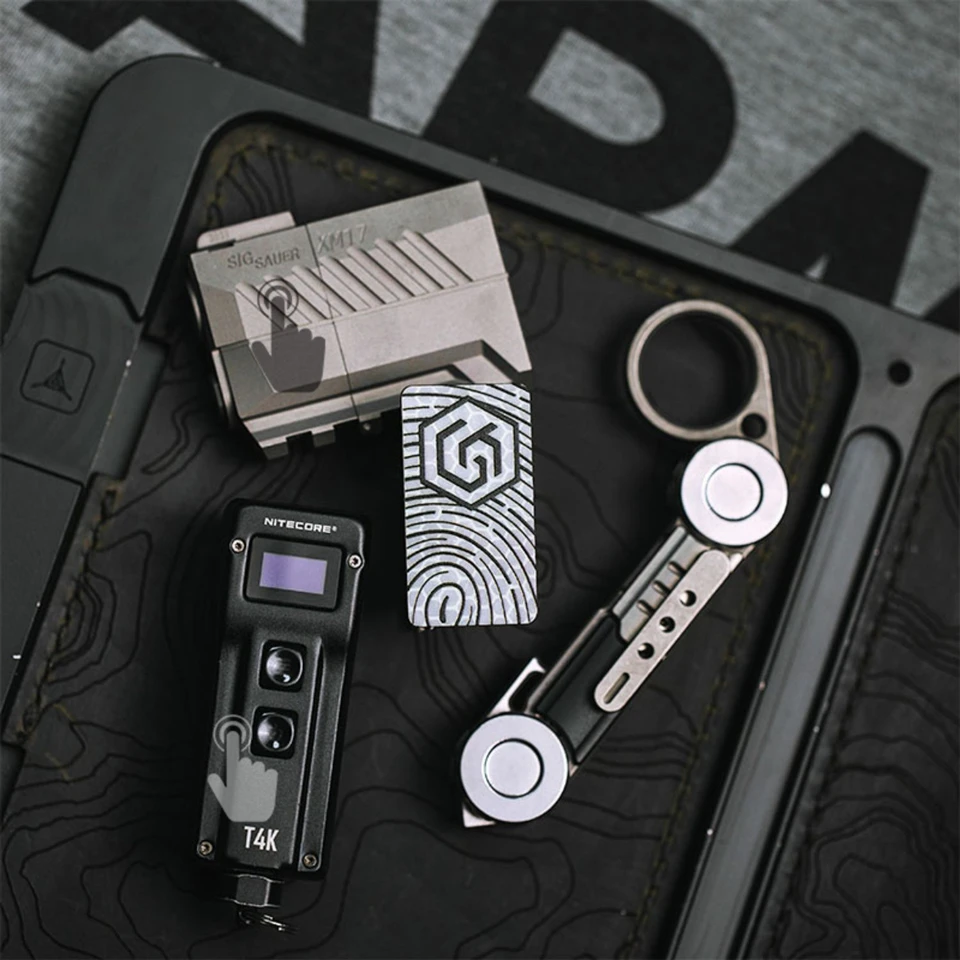 Parche luminoso de PVC para ropa y bolso decorativo ojo frío panal DIY Mini insignia táctica 1,5 en - imagen 4