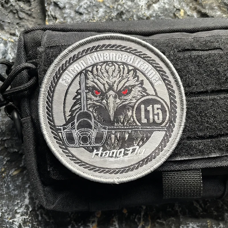 Brazalete táctico con parche bordado de avión de transporte L15 Falcon Y8Y9 para decoración de ropa y mochila - imagen 2